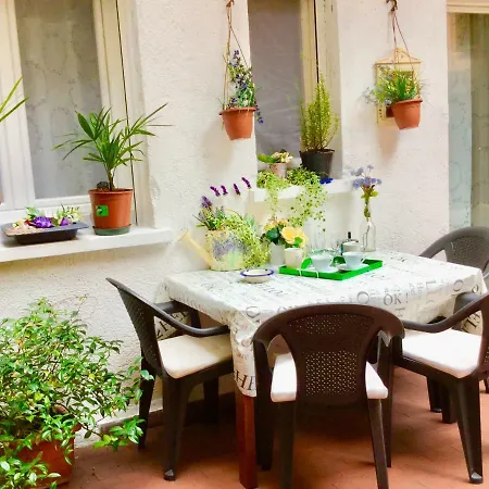 Residence Giulia With Big Terrace *
